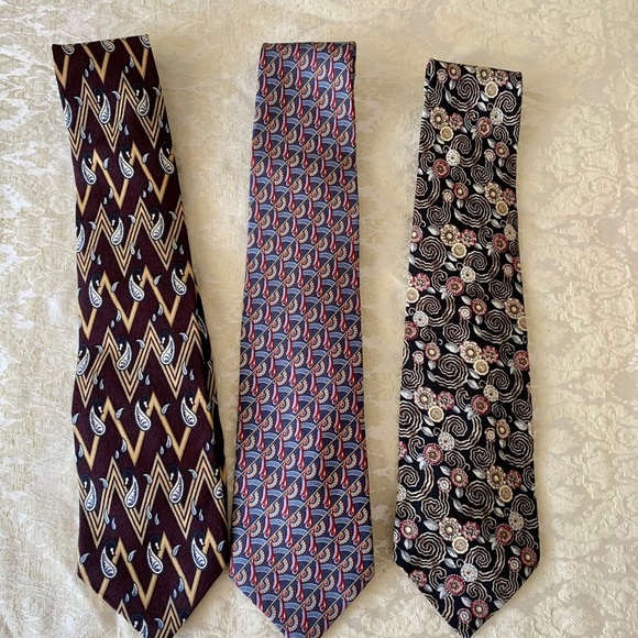 Metropolitan museum of art tie new - Picture 8 of 9